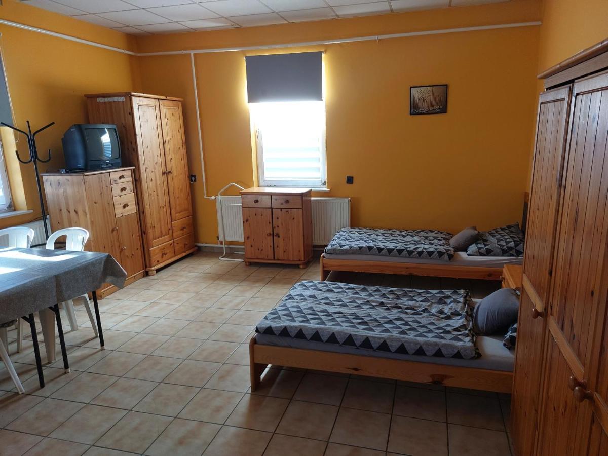 Apartament Collingo Belvarosi Szallas Kazincbarcika Zewnętrze zdjęcie