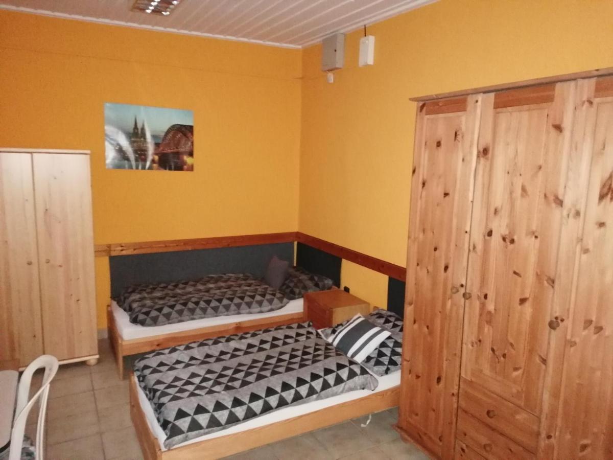 Apartament Collingo Belvarosi Szallas Kazincbarcika Zewnętrze zdjęcie