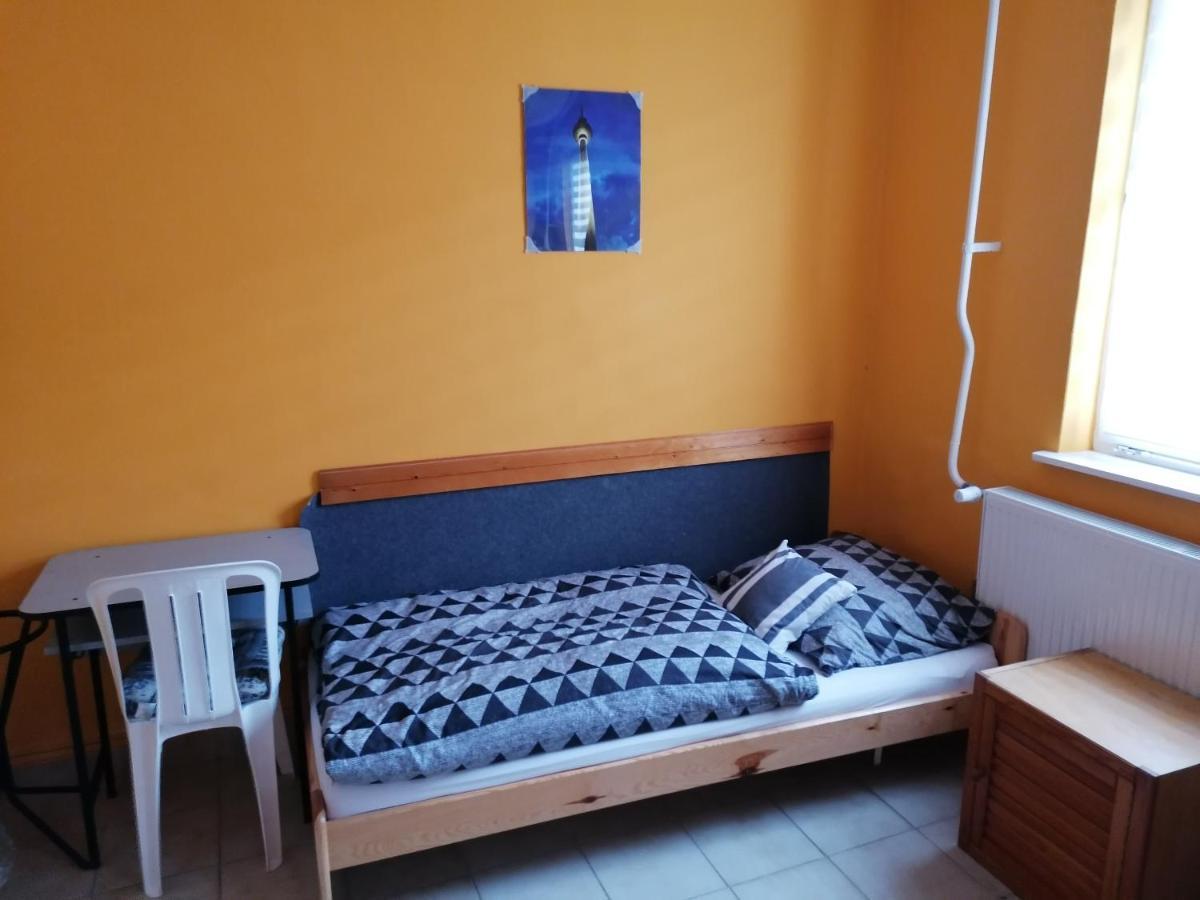 Apartament Collingo Belvarosi Szallas Kazincbarcika Zewnętrze zdjęcie
