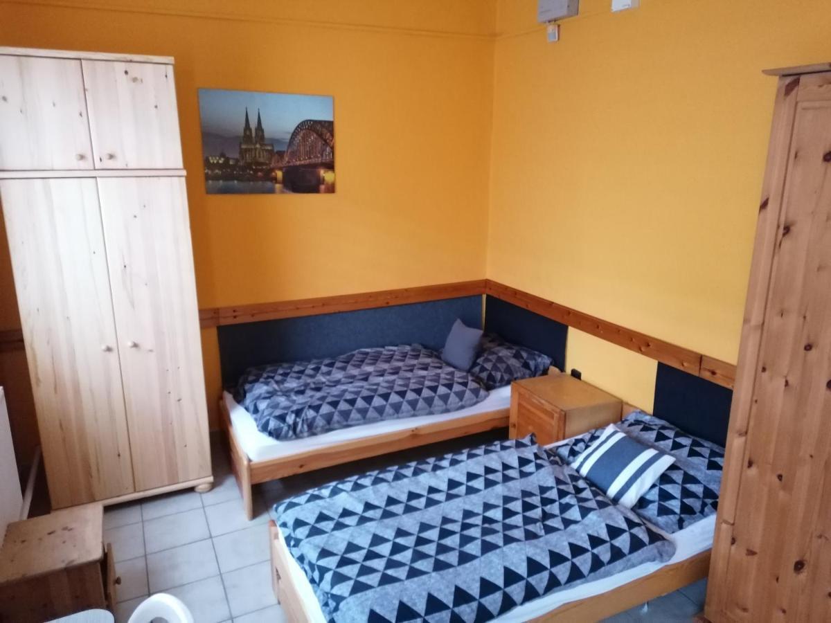 Apartament Collingo Belvarosi Szallas Kazincbarcika Zewnętrze zdjęcie